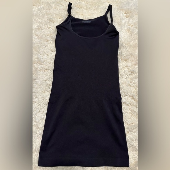 Women’s Size Medium Shape Wear Adjustable Tank Top EUC - Picture 1 of 3